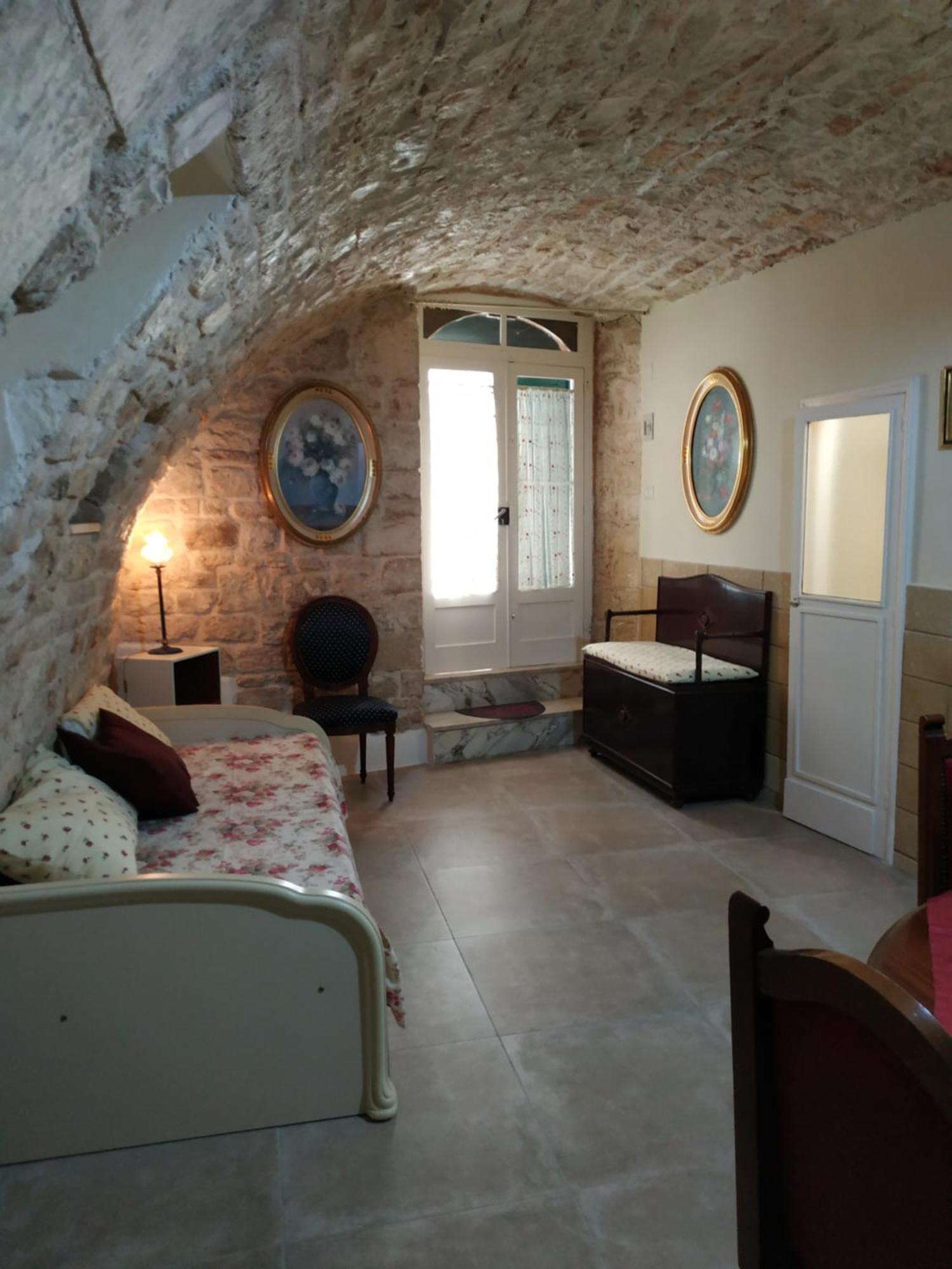 Fascino Antico Villa Conversano Exteriör bild